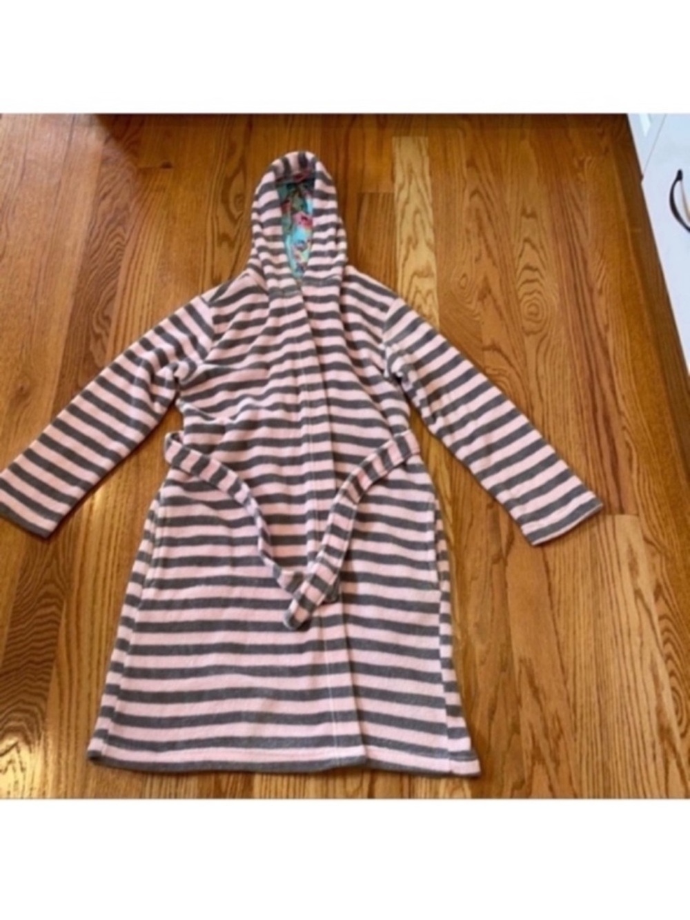 NWOT Girl's Joe Boxer Pink and Gray Stripe Robe with Hood- Size XL (14-16)